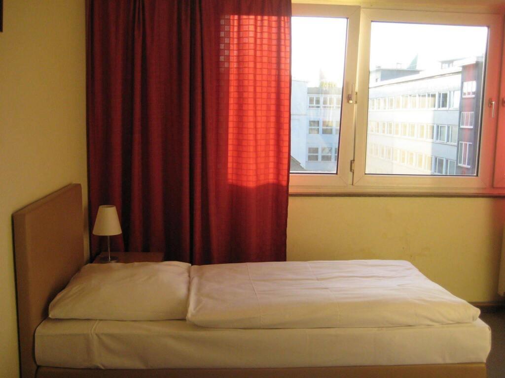 hotel image 12