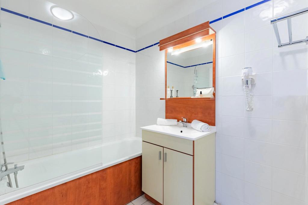 hotel image 13