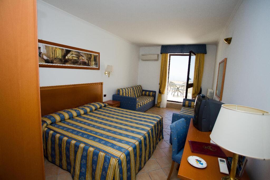 hotel image 13