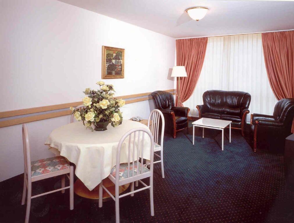 hotel image 13