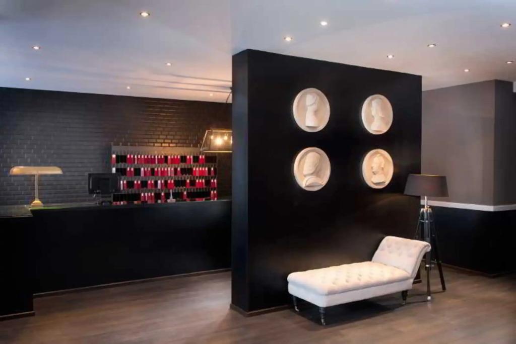 hotel image 9