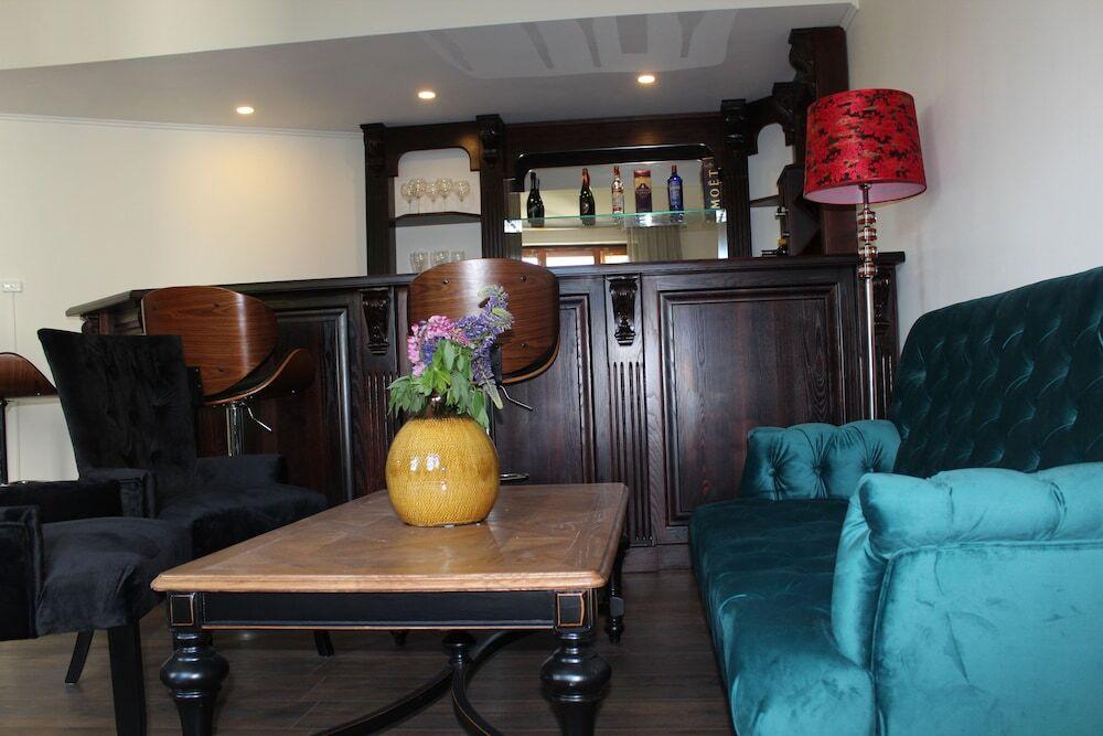 hotel image 9