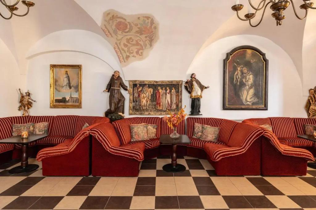 hotel image 38