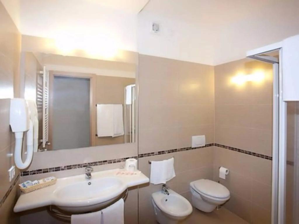 hotel image 16