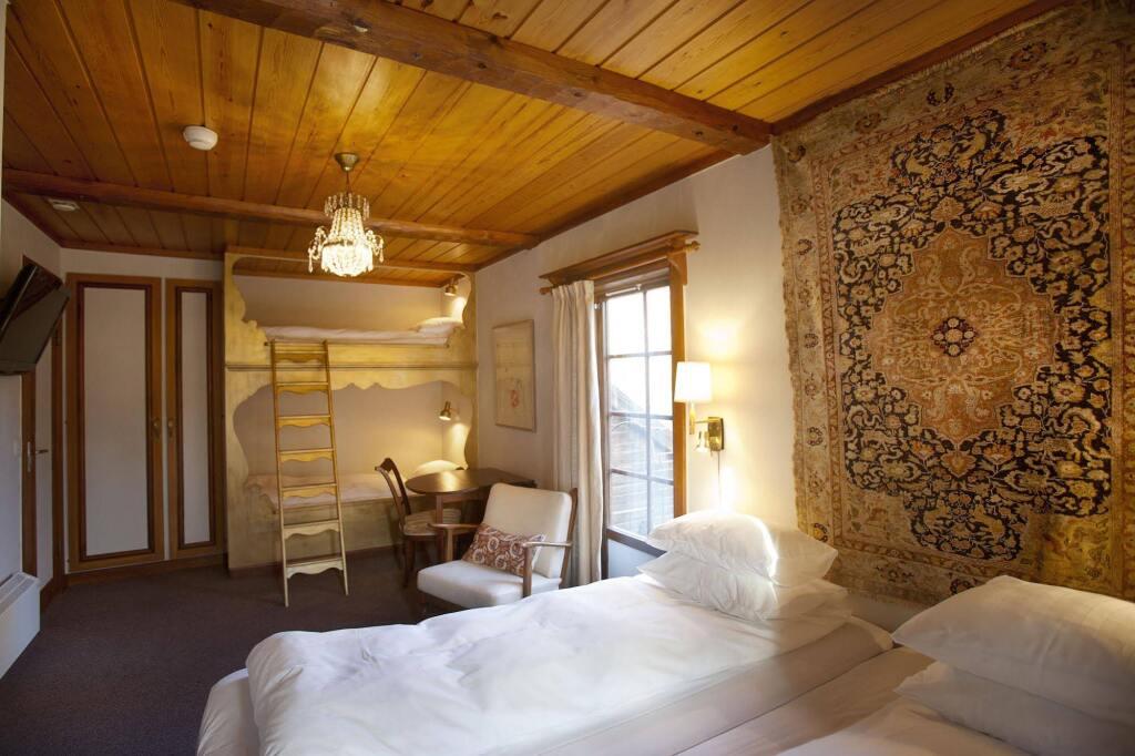 hotel image 13
