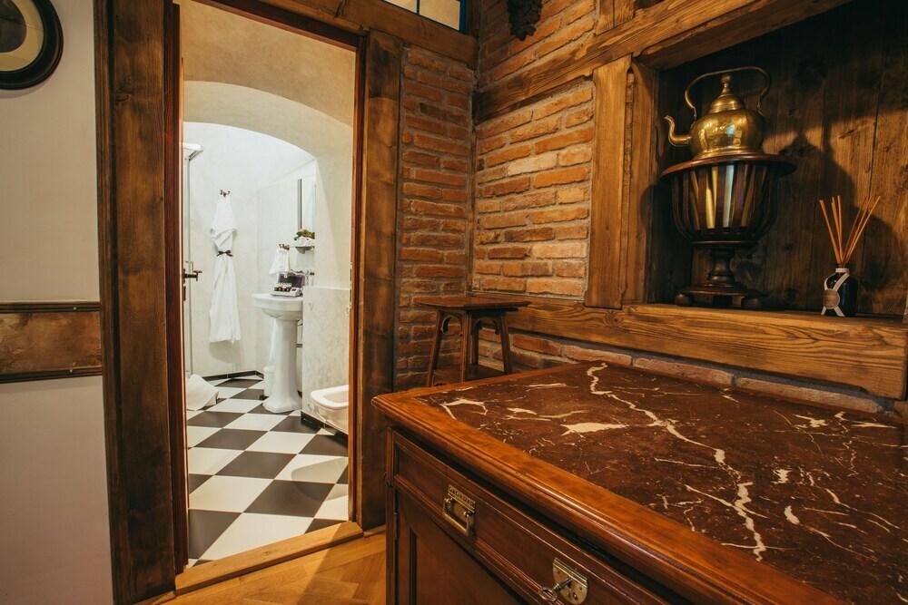 hotel image 13
