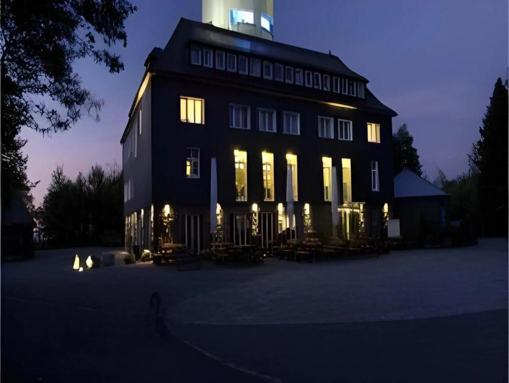 hotel image 10