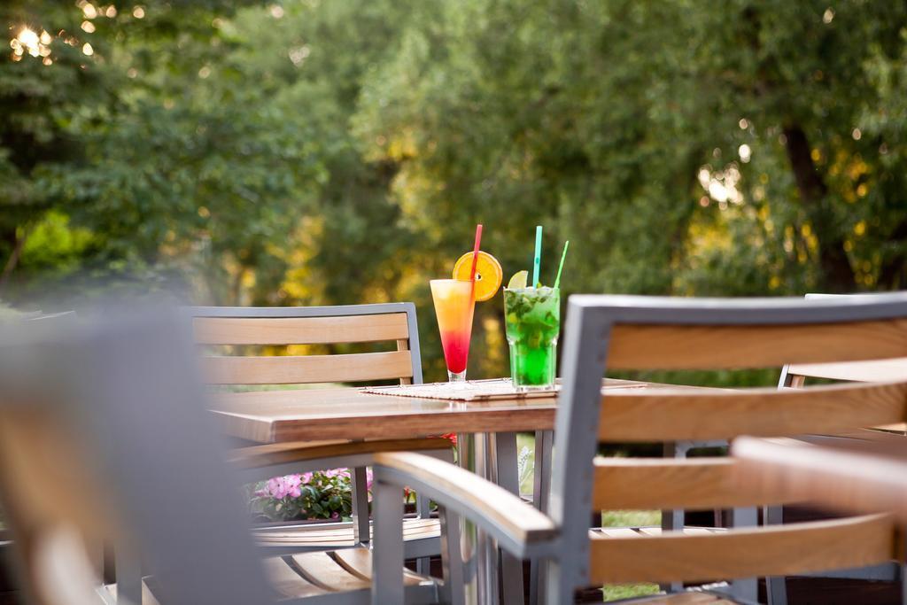 hotel image 10