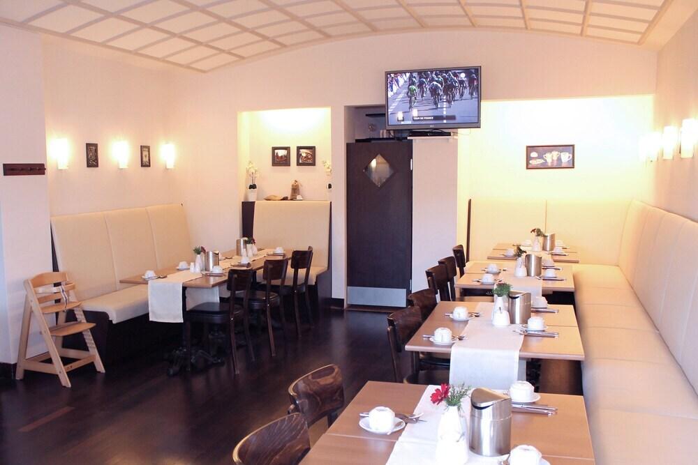 hotel image 13