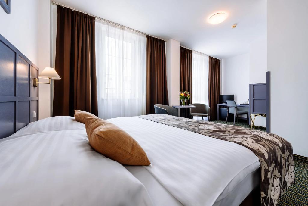 hotel image 7