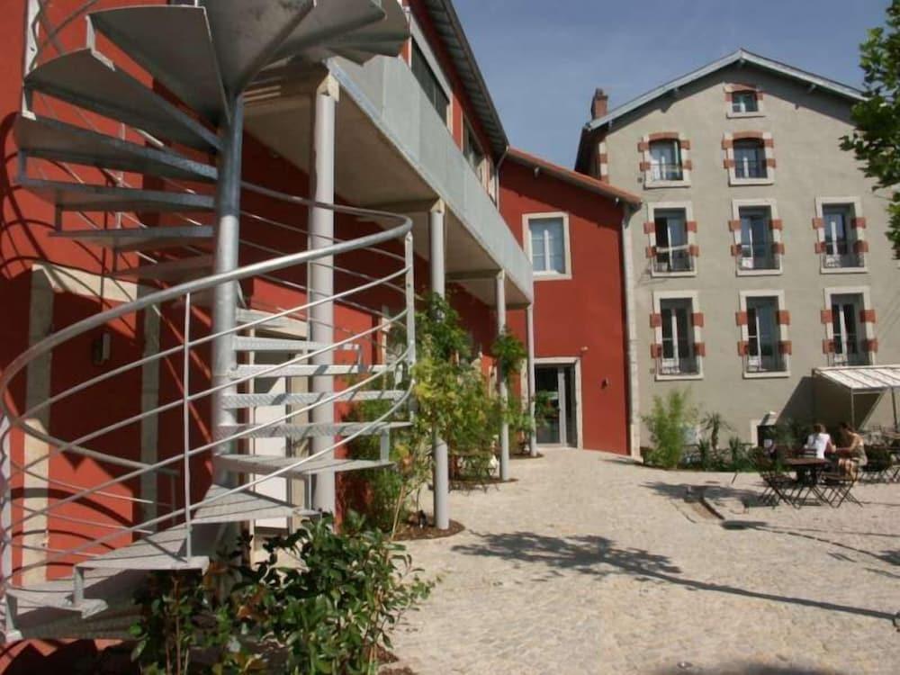 hotel image 16