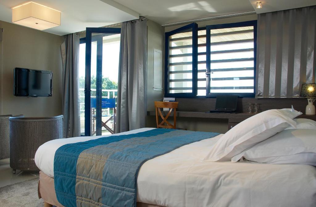 hotel image 16