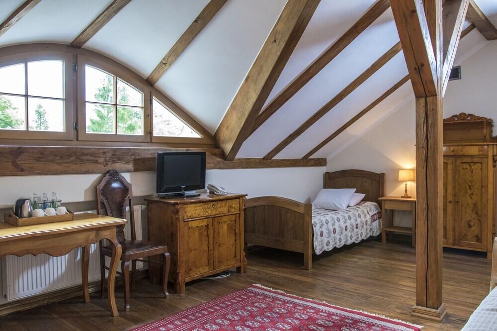 hotel image 12