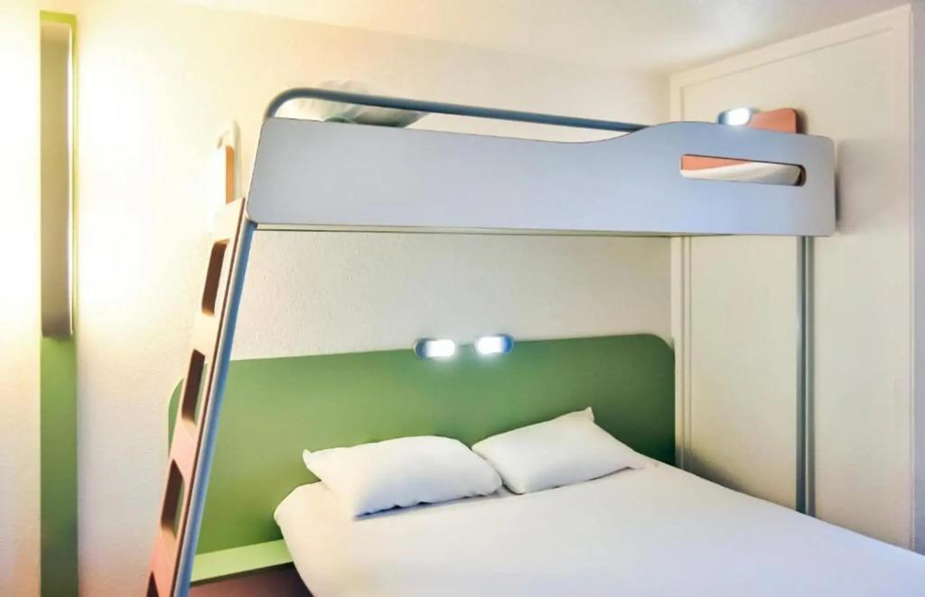 hotel image 13