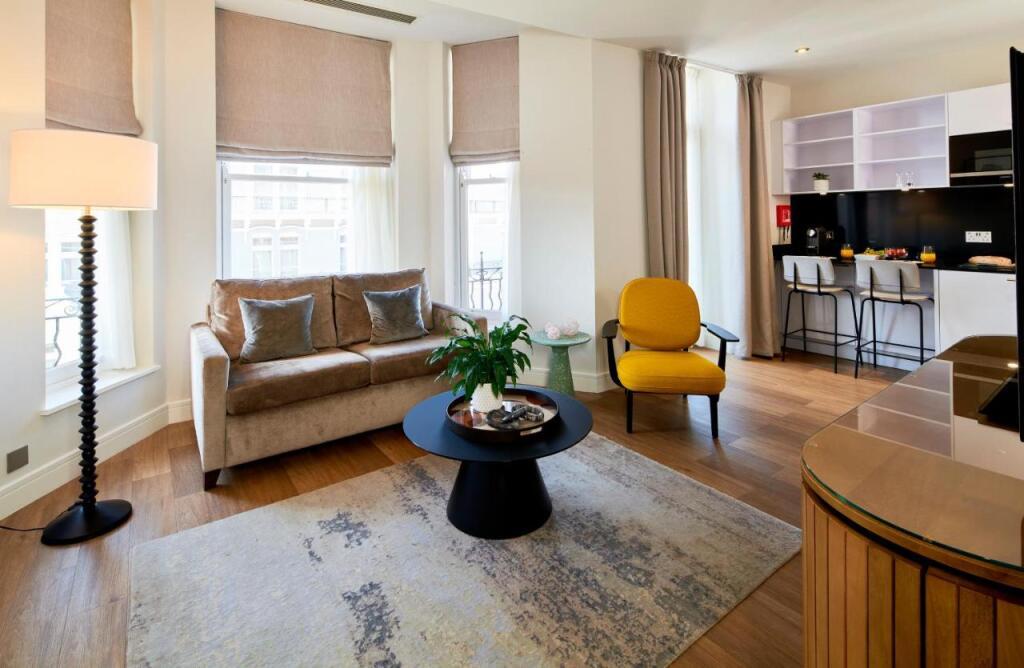hotel image 12