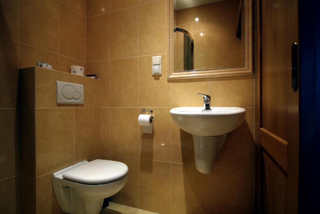 hotel image 10