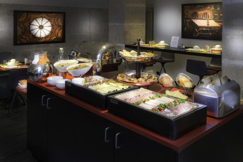 hotel image 32