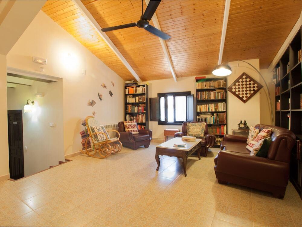 hotel image 11