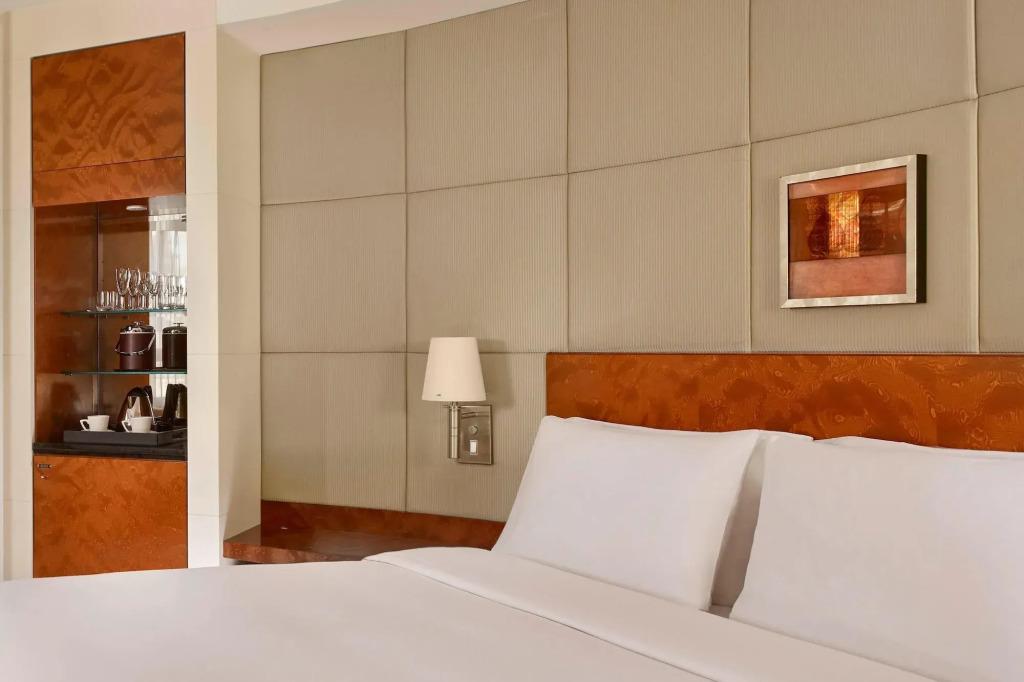 hotel image 18