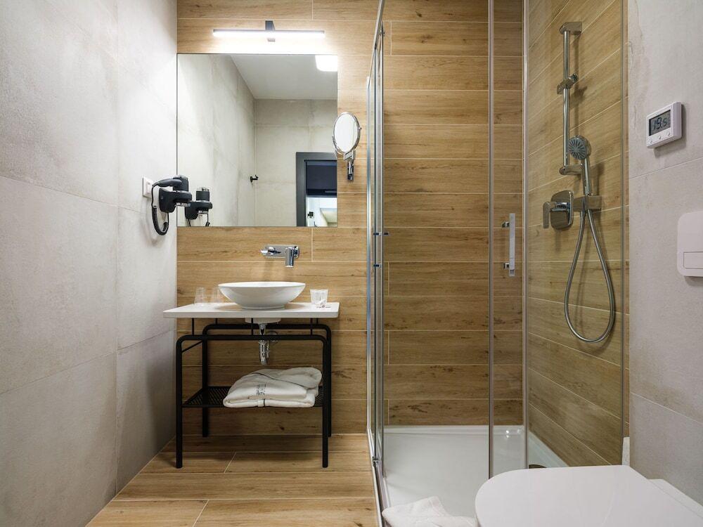hotel image 16