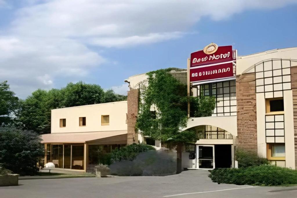 hotel image 9