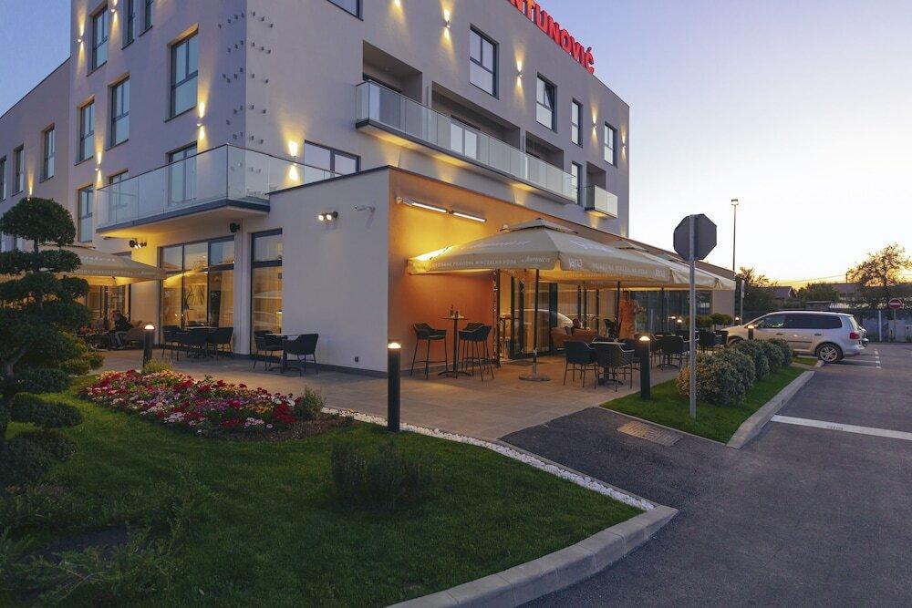 hotel image 8