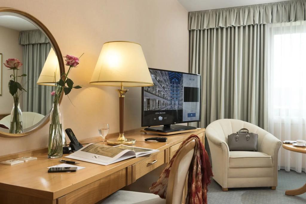 hotel image 10