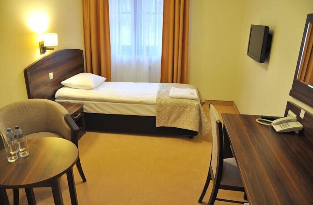hotel image 8