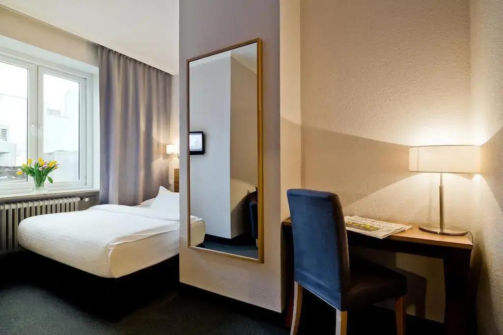 hotel image 10