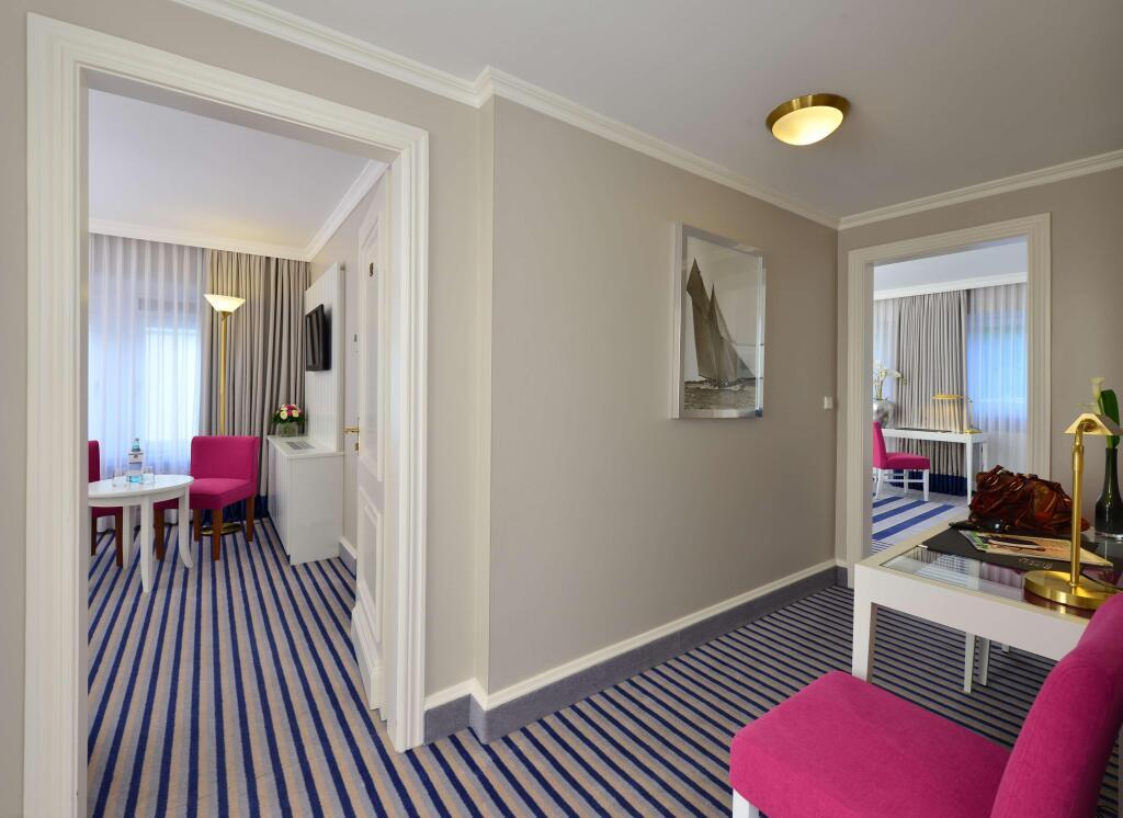 hotel image 10