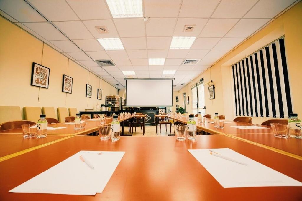 hotel image 10