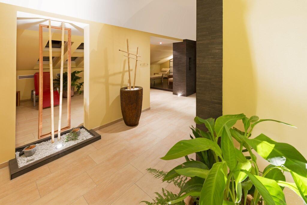 hotel image 16