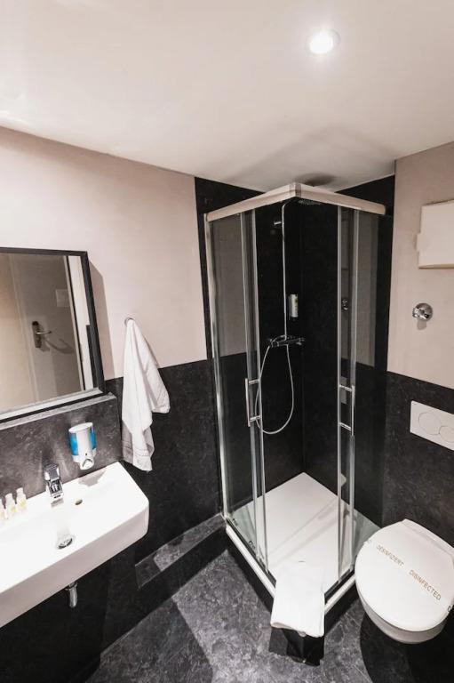 hotel image 16