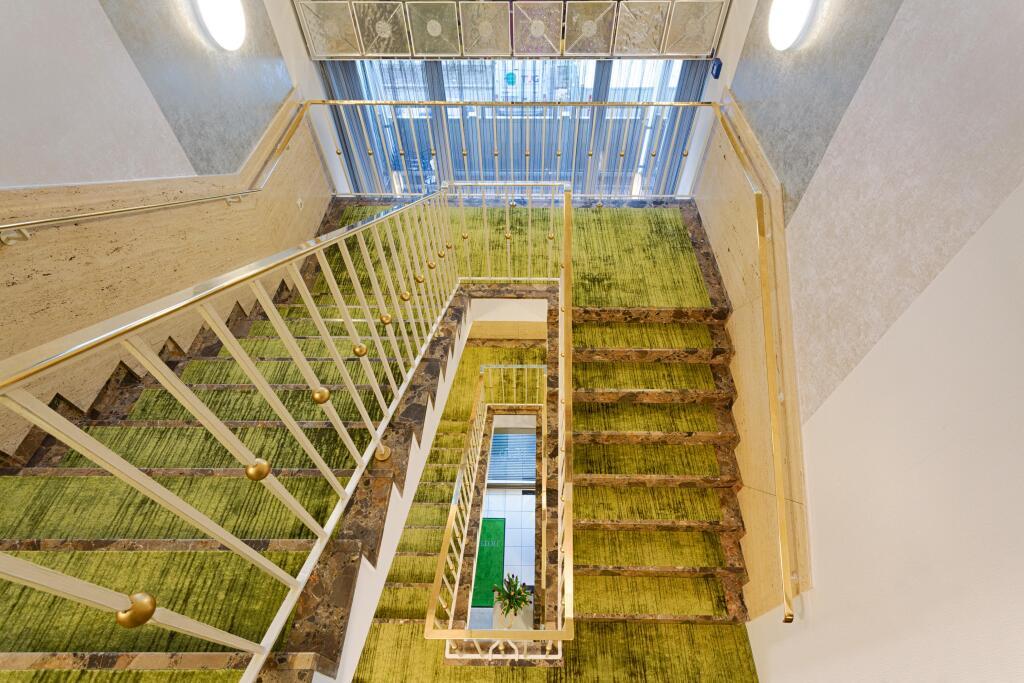 hotel image 10