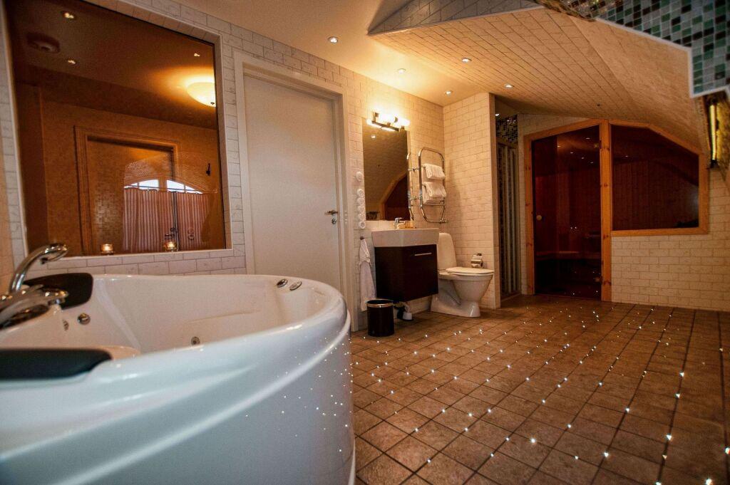 hotel image 9
