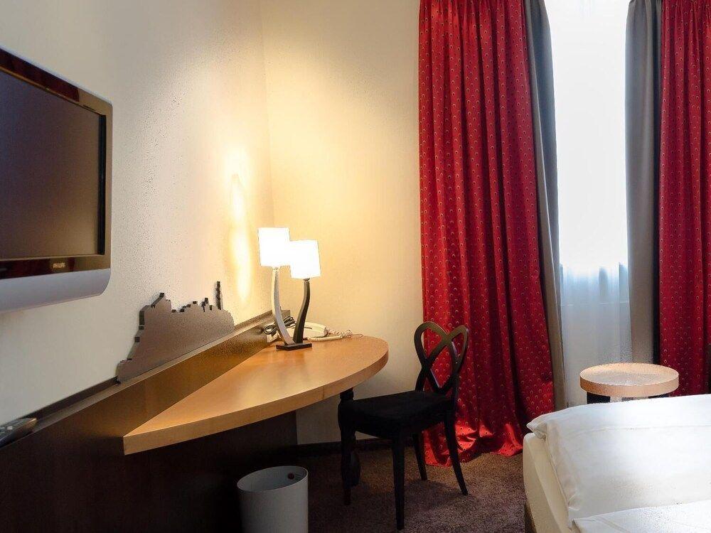 hotel image 18