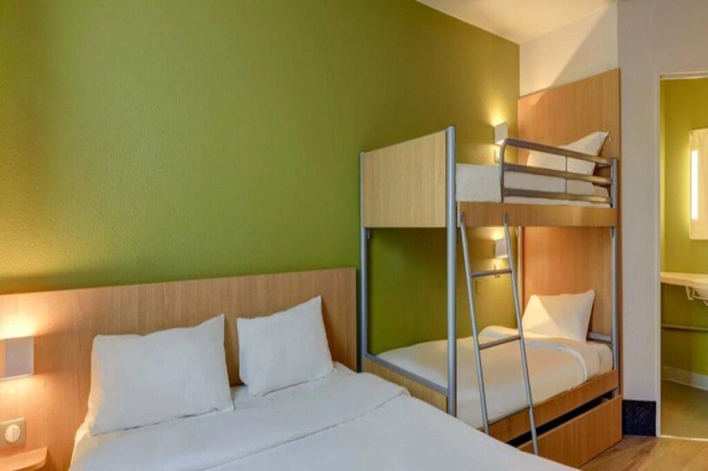 hotel image 16