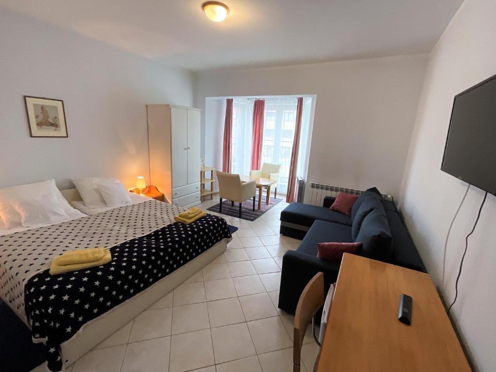 hotel image 9