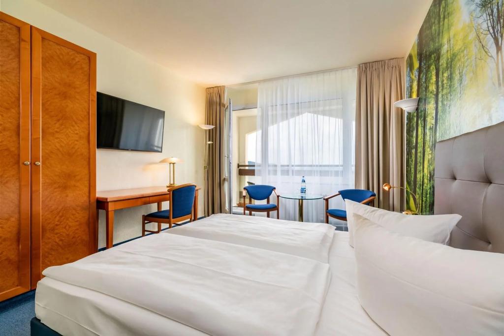 hotel image 12