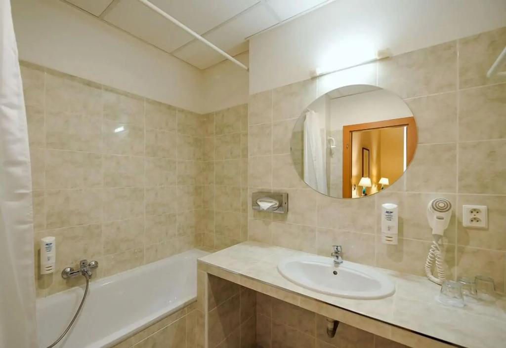 hotel image 13