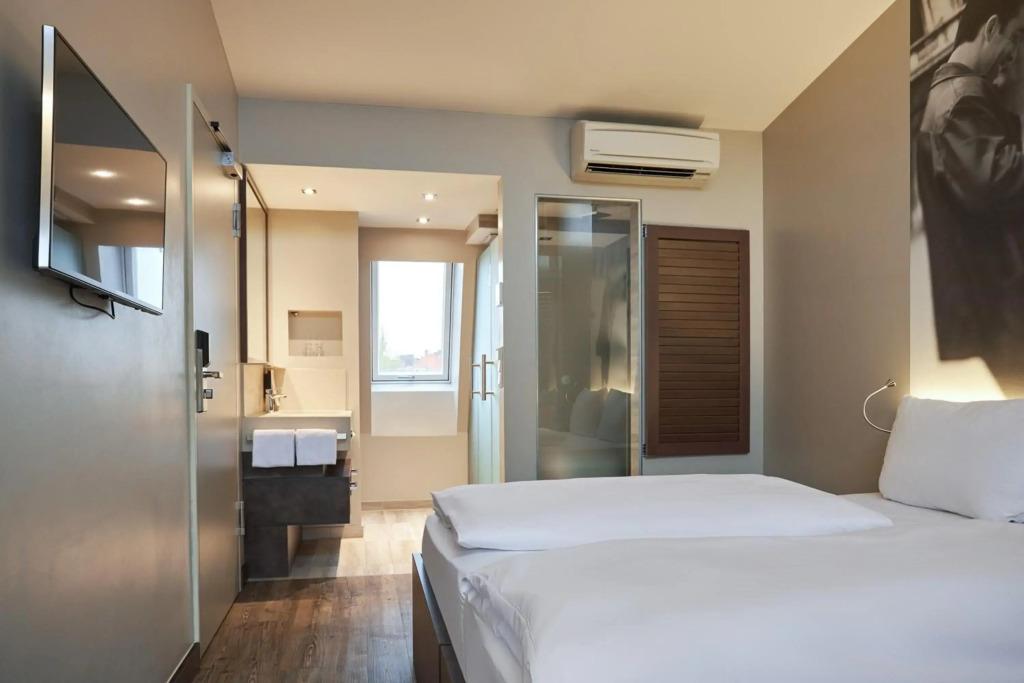 hotel image 15
