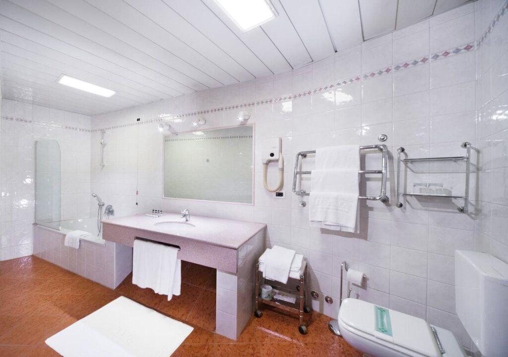 hotel image 13