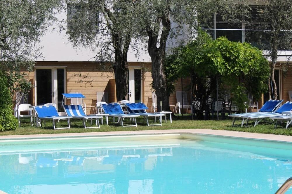 hotel image 10