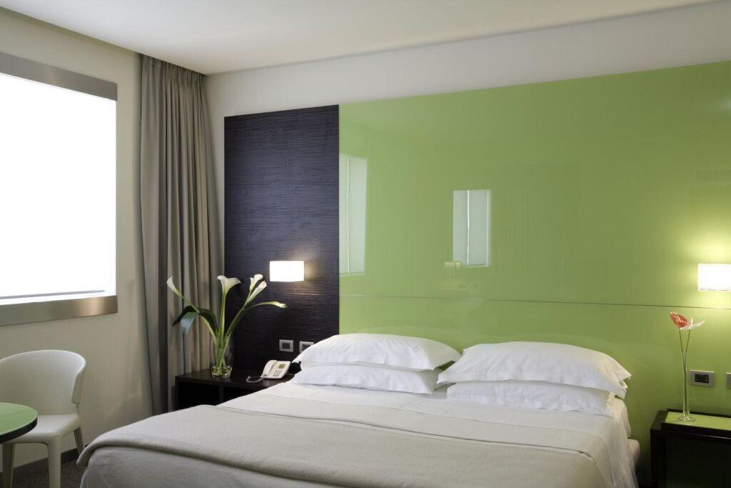 hotel image 32