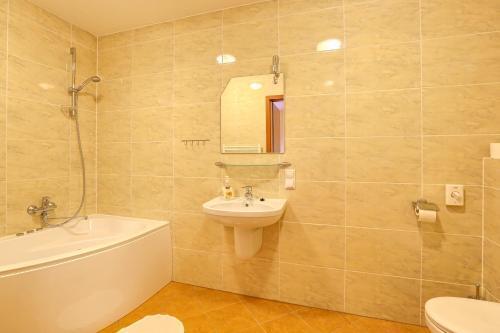 hotel image 14