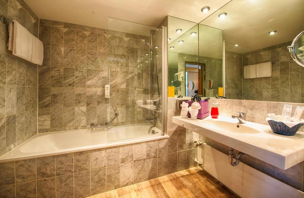hotel image 11