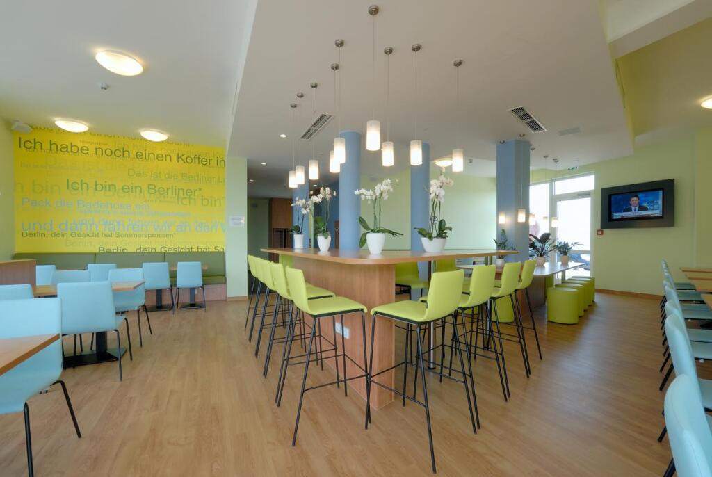 hotel image 10