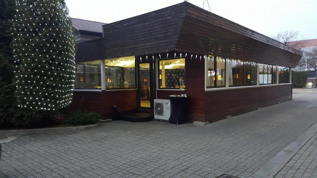 hotel image 16