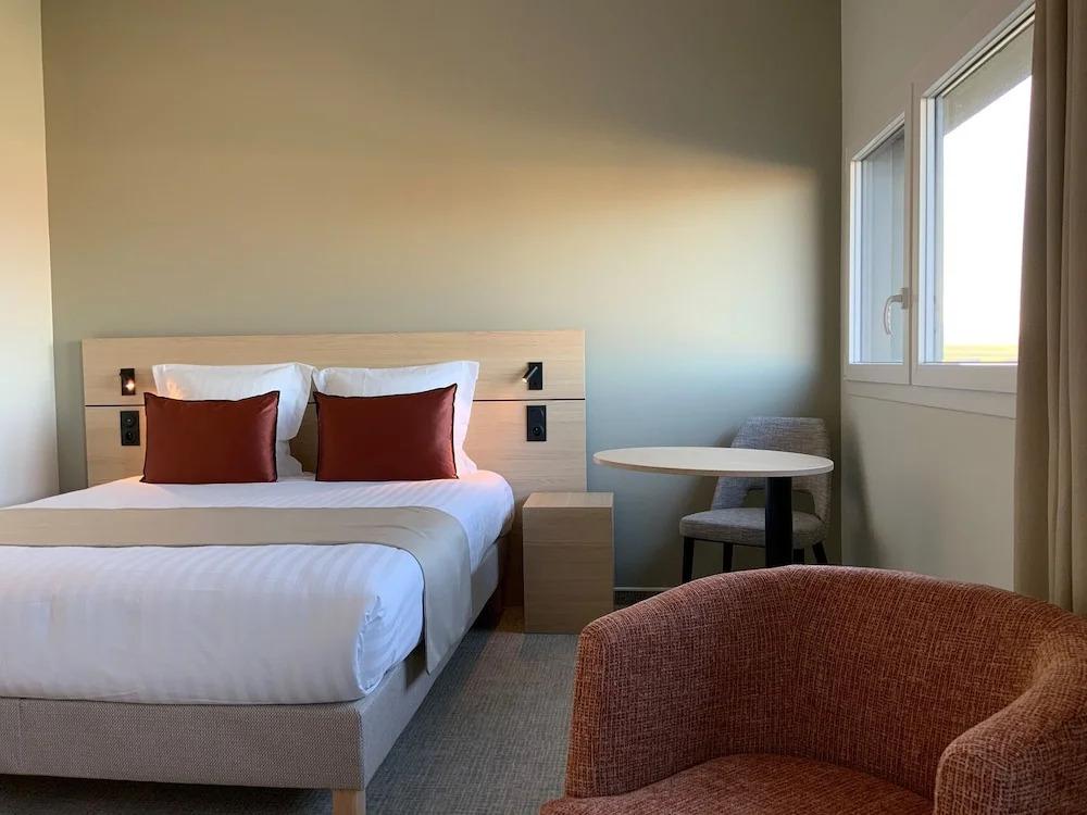 hotel image 16