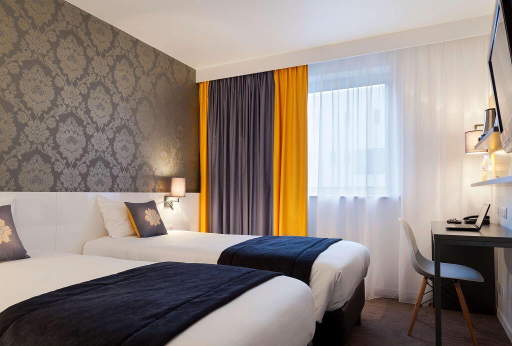 hotel image 9